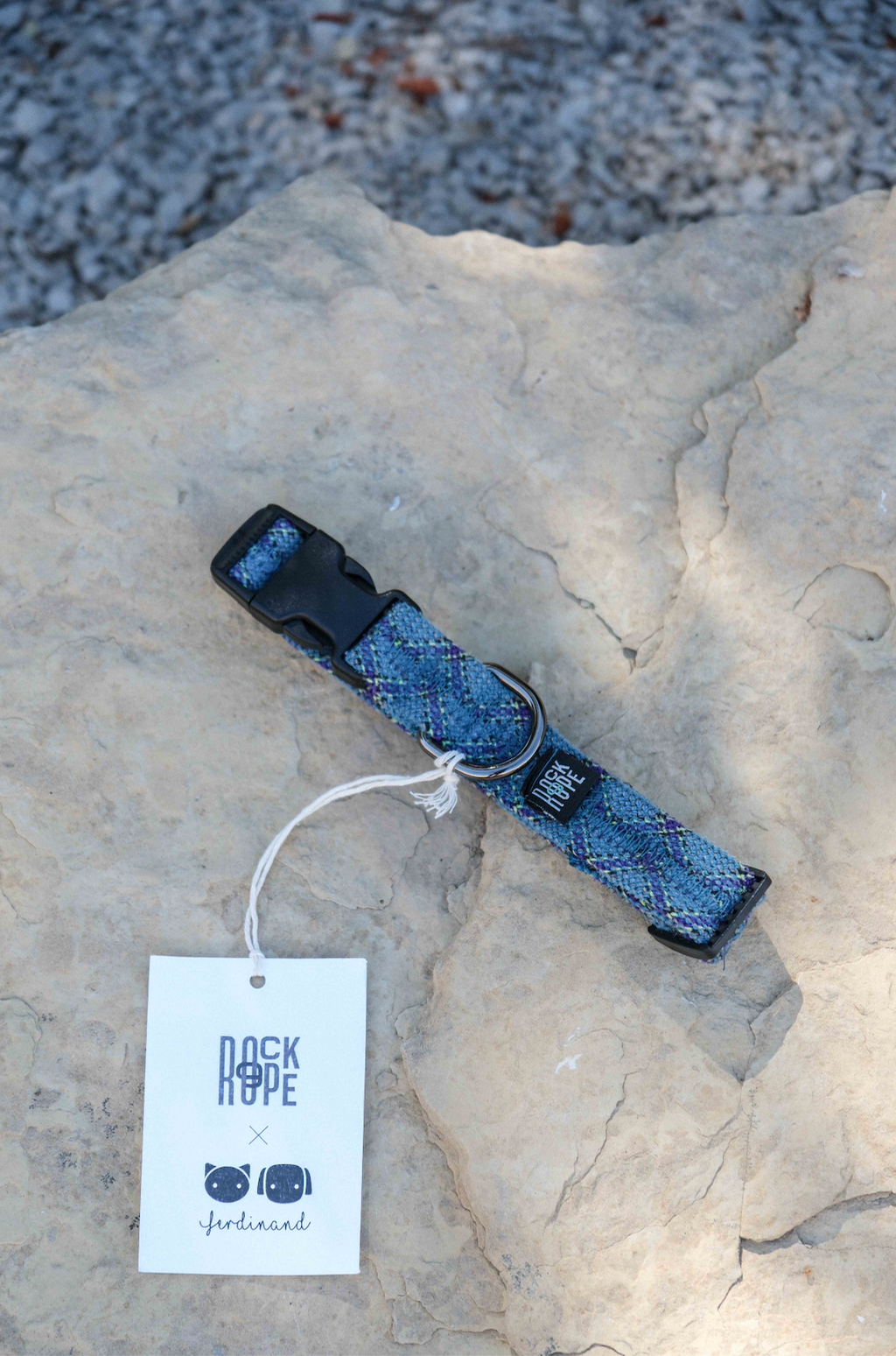 Blue and Purple Collar